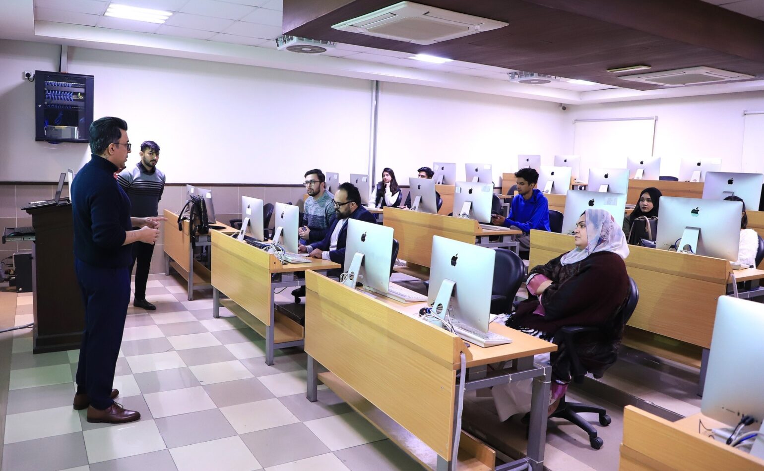 MMfD holds workshop on innovative use of AI in creative industries